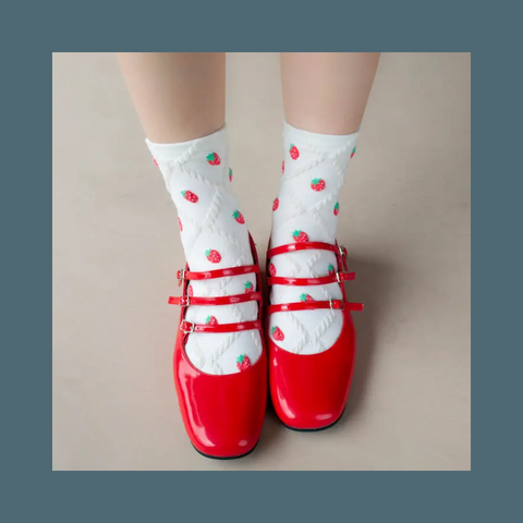 Strawberry Diamond Shape Casual Socks
