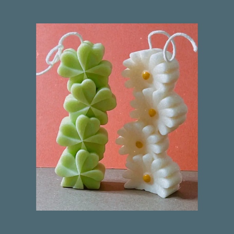 Stacked Daisy Candle