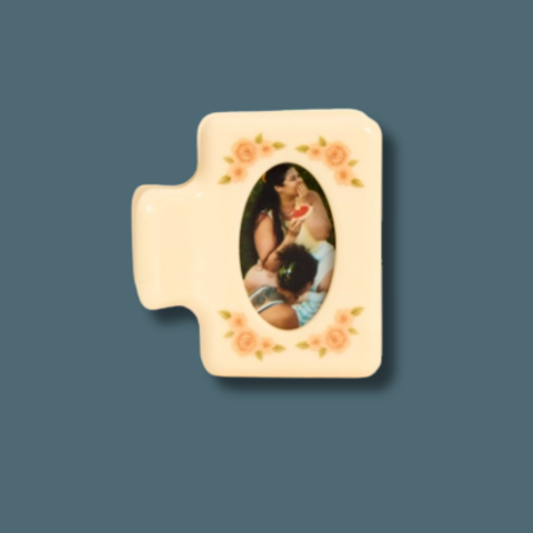 Vintage Frame Midi Hair Claw