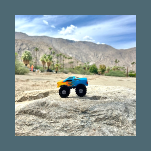 Babe Digger Monster Truck Hair Claw
